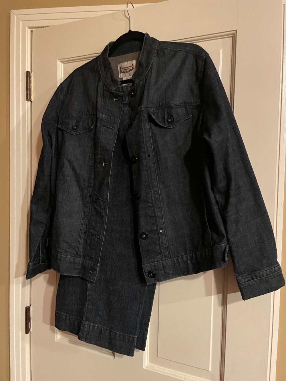 Capri jean pants and jacket